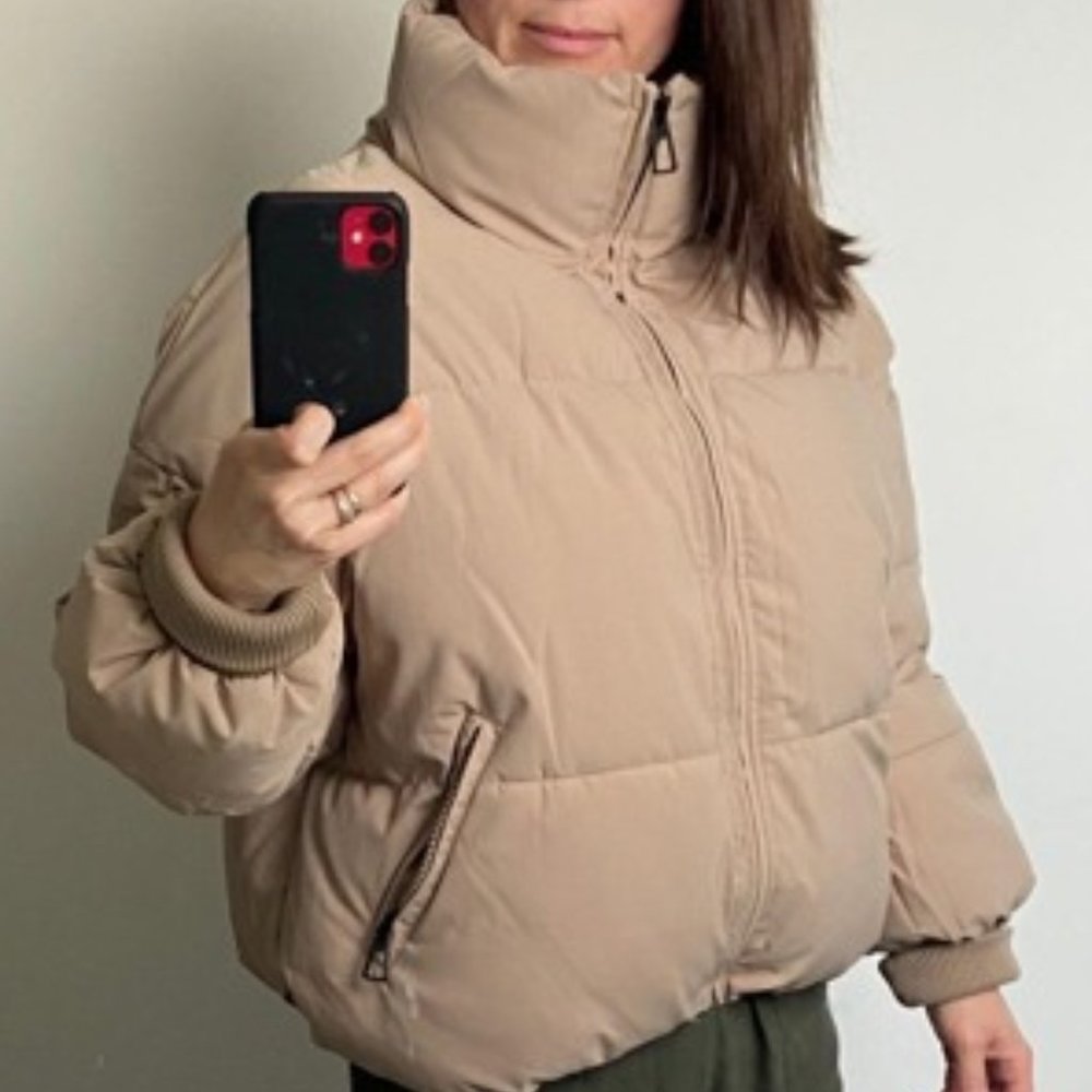 Contemporary Puffer Coat - light tan khaki - Picture 8 of 8